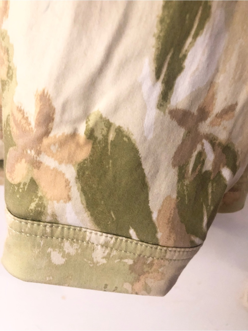 Denim&Co Floral Camouflage Jean Jacket in Olive Green & Beige - Picture 5 of 14